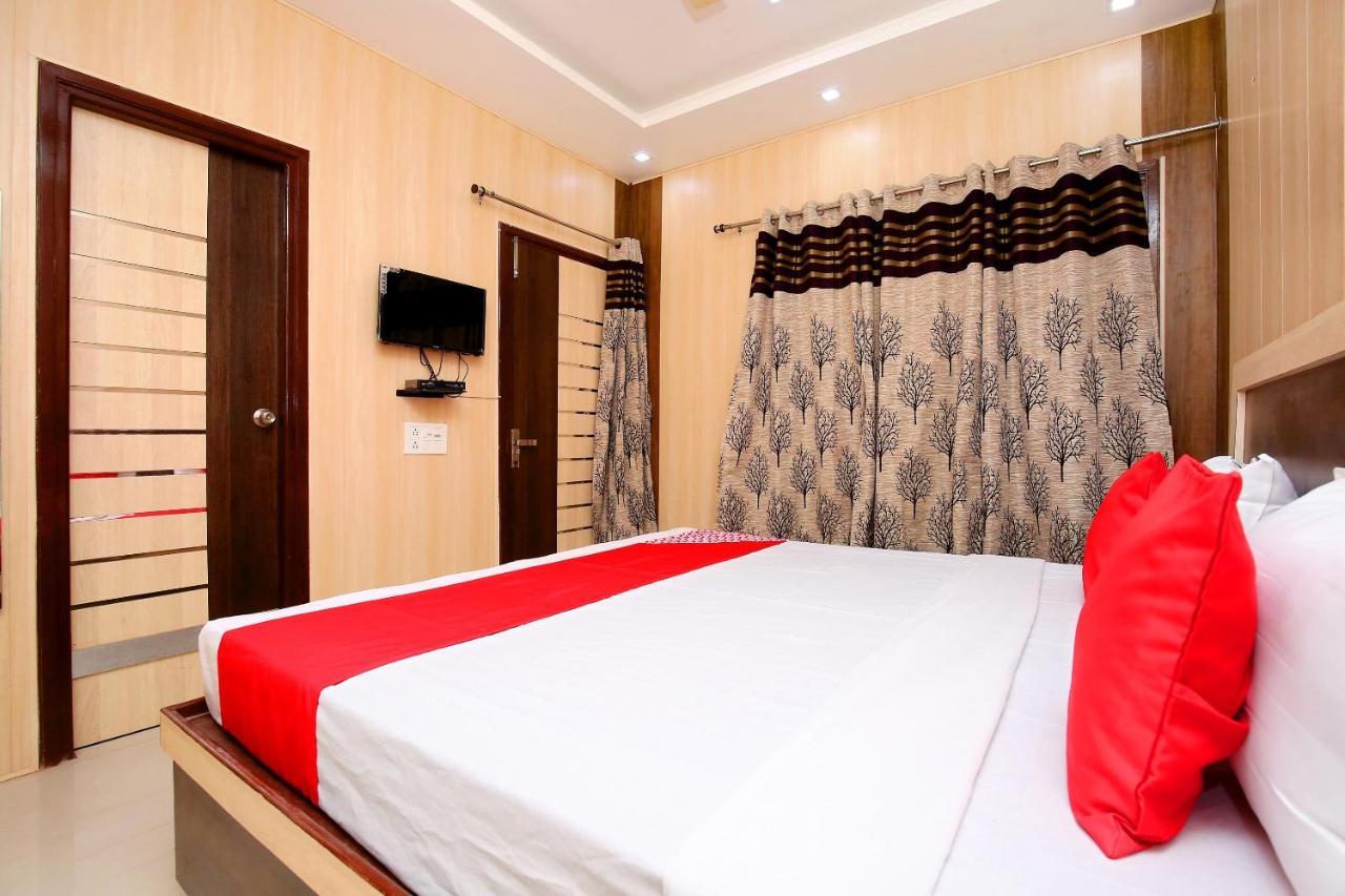 Oyo Flagship Armaan Resort Shāhpur Exterior photo